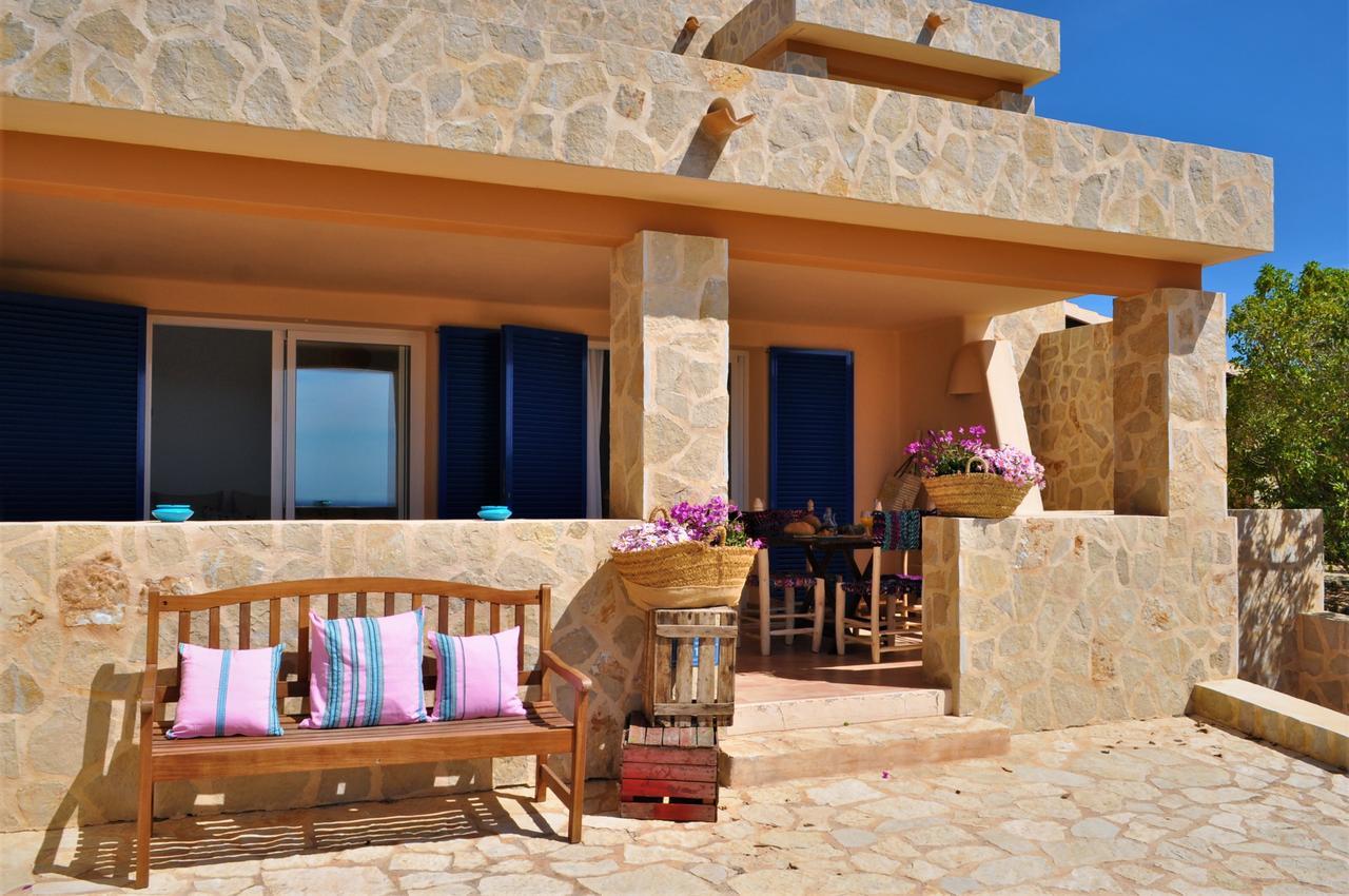 Siamoformentera Donatella *